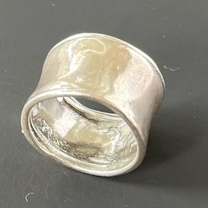 Silpada sterling silver hammered cuff ring size 8